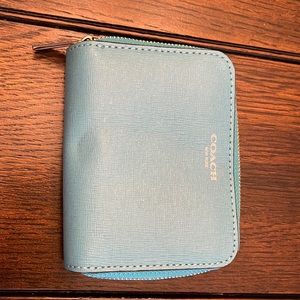 Coach leather coin zip  card holder with snap closure